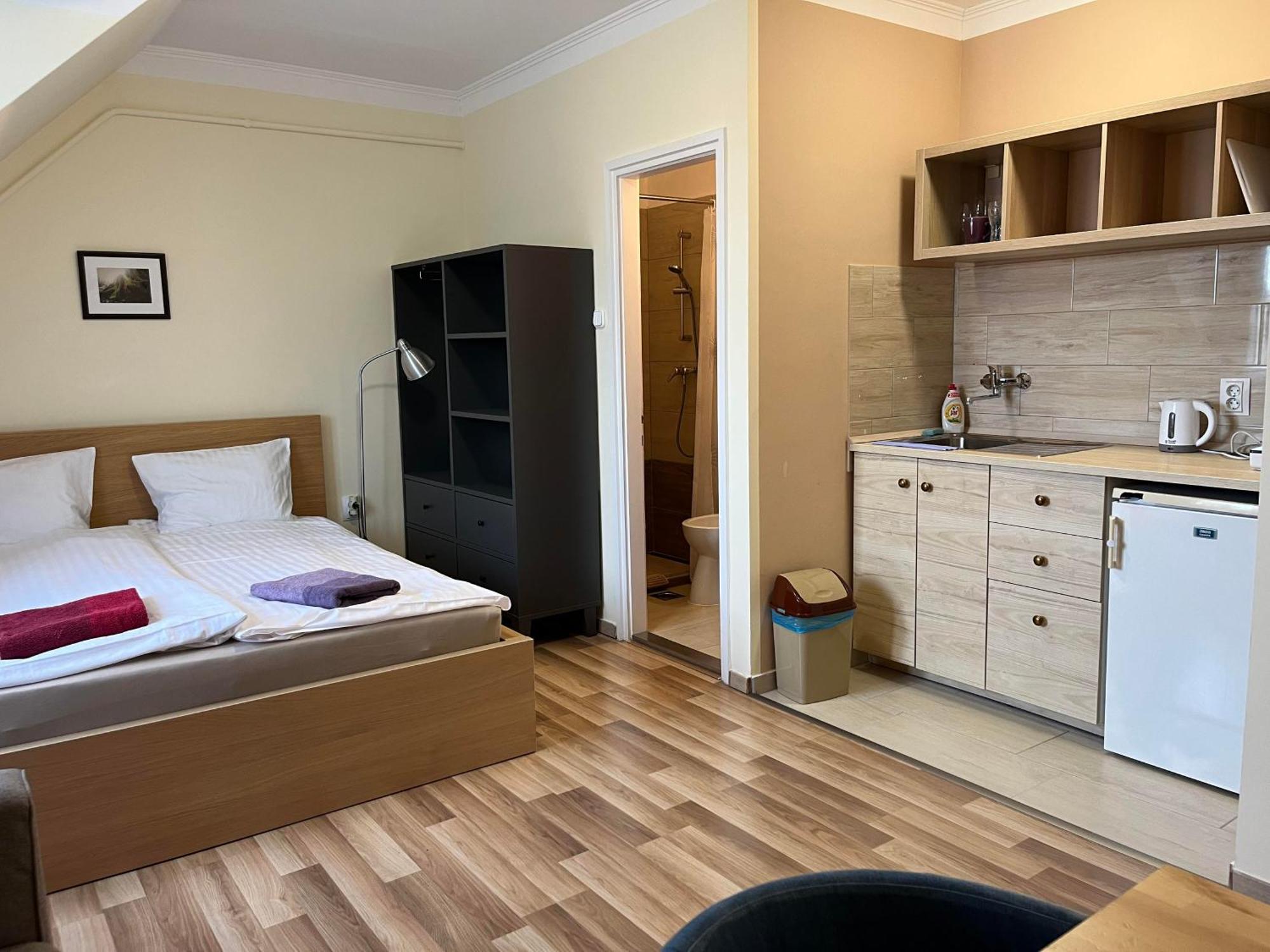 Petoefi Vendeghaz Otel Eğri Dış mekan fotoğraf