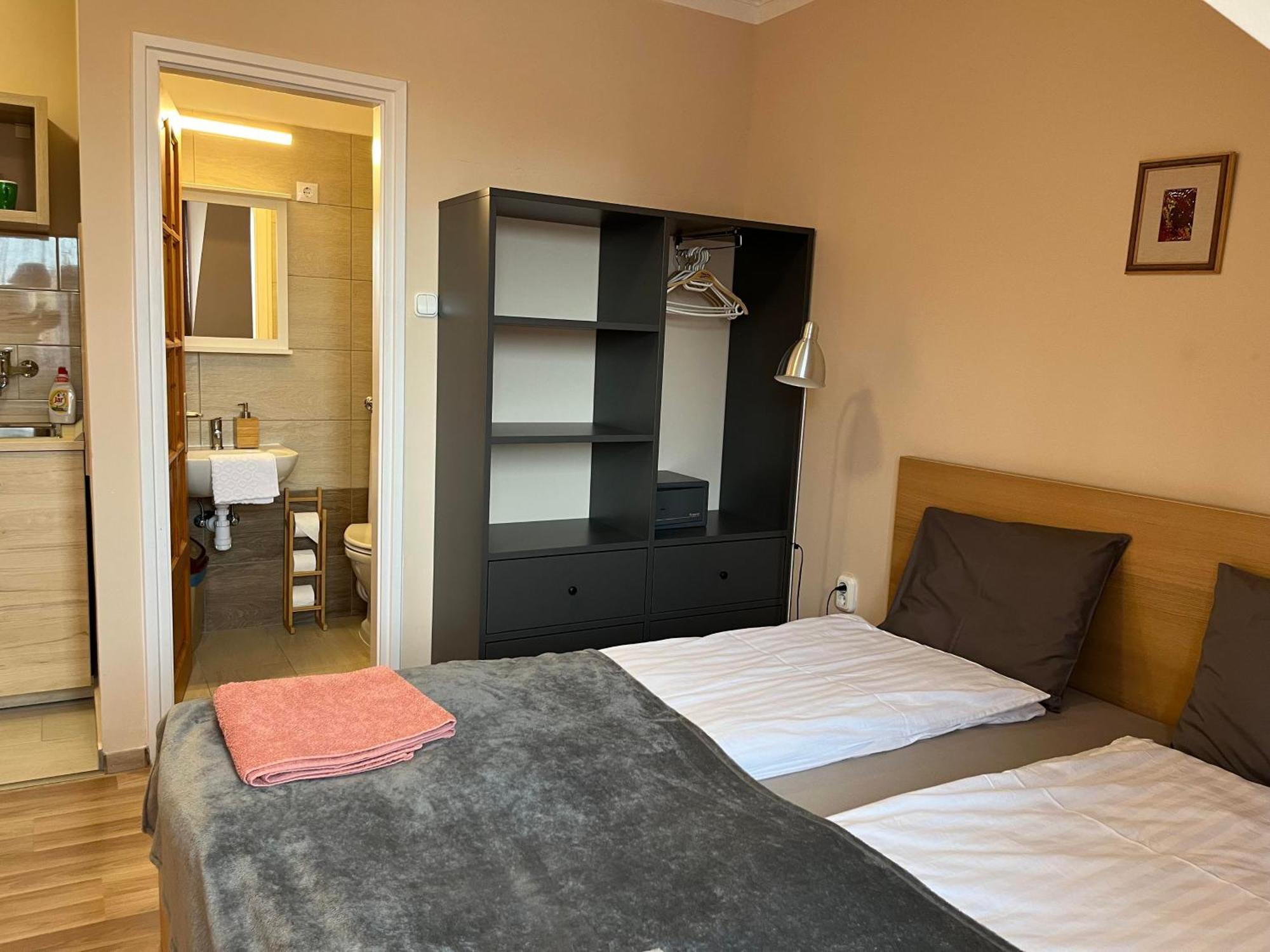 Petoefi Vendeghaz Otel Eğri Dış mekan fotoğraf